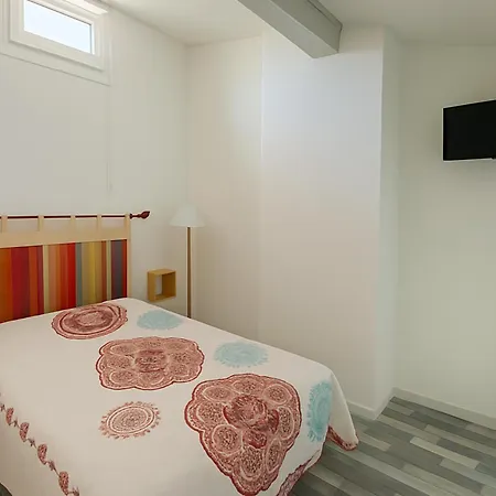 Renove 2** A 5 Min De La Avec Parking Et Balcon, Ideal Pour 4 Personnes - Fr-1-732-10 * Argeles-sur-Mer